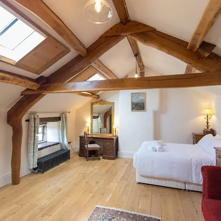 Huge Ensuite In Private Wing Of Historic Country House Near Sellafield Gasthof Egremont (Cumbria)