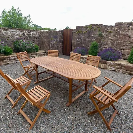 Affittacamere Huge Ensuite In Private Wing Of Historic Country House Near Sellafield Egremont (Cumbria)